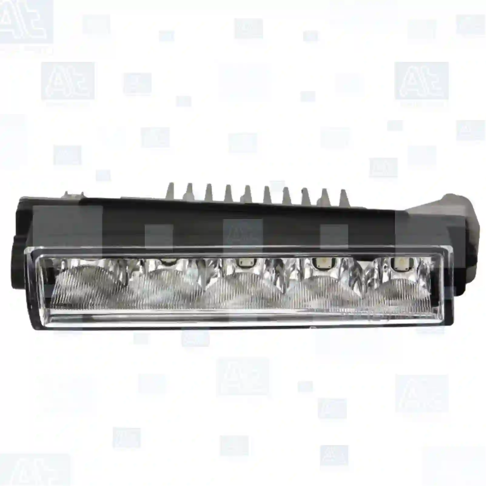 Spot Lamp Daytime running light, left, at no: 77711930 ,  oem no:9608200956, ZG20377-0008, At Spare Part | Engine, Accelerator Pedal, Camshaft, Connecting Rod, Crankcase, Crankshaft, Cylinder Head, Engine Suspension Mountings, Exhaust Manifold, Exhaust Gas Recirculation, Filter Kits, Flywheel Housing, General Overhaul Kits, Engine, Intake Manifold, Oil Cleaner, Oil Cooler, Oil Filter, Oil Pump, Oil Sump, Piston & Liner, Sensor & Switch, Timing Case, Turbocharger, Cooling System, Belt Tensioner, Coolant Filter, Coolant Pipe, Corrosion Prevention Agent, Drive, Expansion Tank, Fan, Intercooler, Monitors & Gauges, Radiator, Thermostat, V-Belt / Timing belt, Water Pump, Fuel System, Electronical Injector Unit, Feed Pump, Fuel Filter, cpl., Fuel Gauge Sender,  Fuel Line, Fuel Pump, Fuel Tank, Injection Line Kit, Injection Pump, Exhaust System, Clutch & Pedal, Gearbox, Propeller Shaft, Axles, Brake System, Hubs & Wheels, Suspension, Leaf Spring, Universal Parts / Accessories, Steering, Electrical System, Cabin