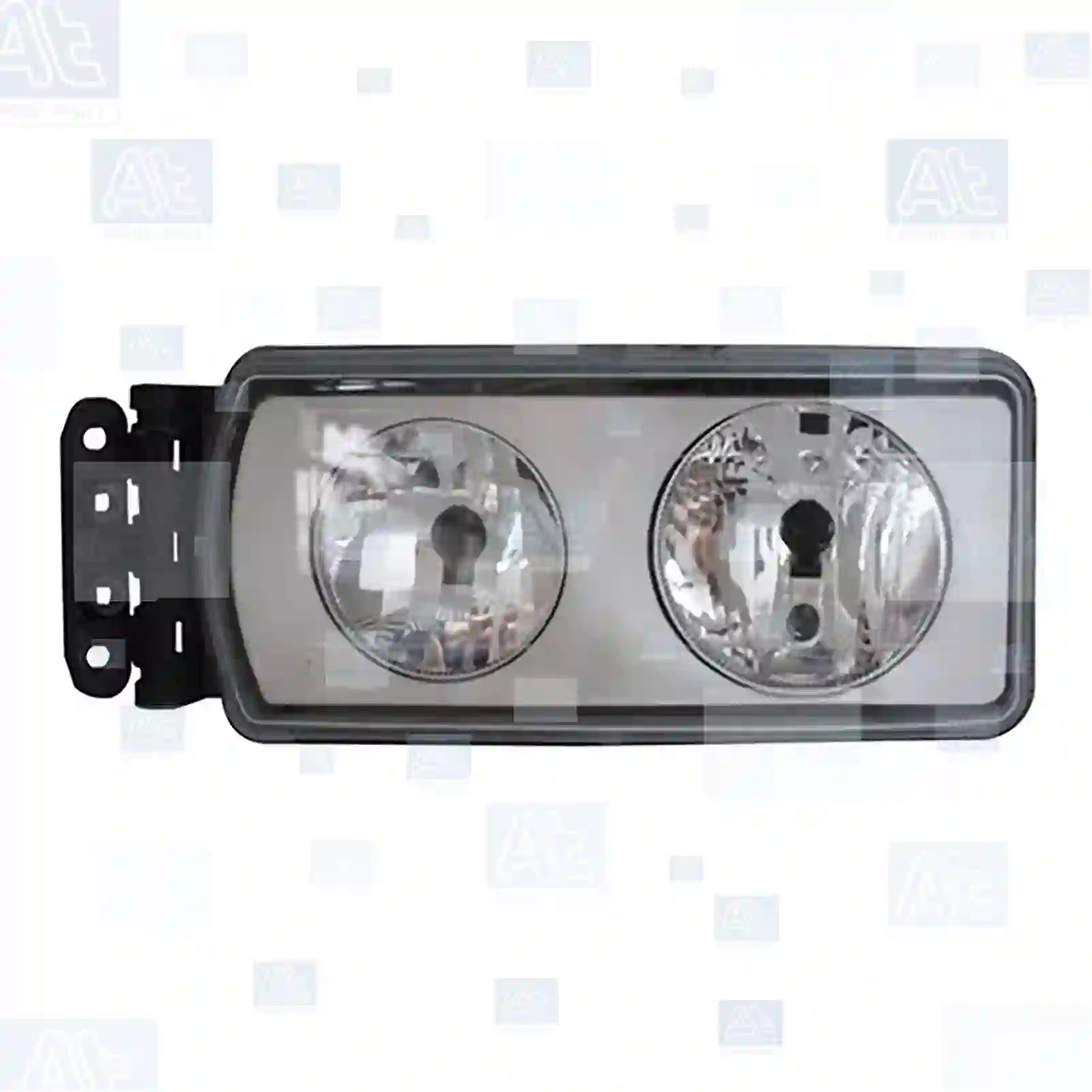 Headlamp, left, with bulbs, at no 77712380, oem no: 504020193, , , At Spare Part | Engine, Accelerator Pedal, Camshaft, Connecting Rod, Crankcase, Crankshaft, Cylinder Head, Engine Suspension Mountings, Exhaust Manifold, Exhaust Gas Recirculation, Filter Kits, Flywheel Housing, General Overhaul Kits, Engine, Intake Manifold, Oil Cleaner, Oil Cooler, Oil Filter, Oil Pump, Oil Sump, Piston & Liner, Sensor & Switch, Timing Case, Turbocharger, Cooling System, Belt Tensioner, Coolant Filter, Coolant Pipe, Corrosion Prevention Agent, Drive, Expansion Tank, Fan, Intercooler, Monitors & Gauges, Radiator, Thermostat, V-Belt / Timing belt, Water Pump, Fuel System, Electronical Injector Unit, Feed Pump, Fuel Filter, cpl., Fuel Gauge Sender,  Fuel Line, Fuel Pump, Fuel Tank, Injection Line Kit, Injection Pump, Exhaust System, Clutch & Pedal, Gearbox, Propeller Shaft, Axles, Brake System, Hubs & Wheels, Suspension, Leaf Spring, Universal Parts / Accessories, Steering, Electrical System, Cabin Headlamp, left, with bulbs, at no 77712380, oem no: 504020193, , , At Spare Part | Engine, Accelerator Pedal, Camshaft, Connecting Rod, Crankcase, Crankshaft, Cylinder Head, Engine Suspension Mountings, Exhaust Manifold, Exhaust Gas Recirculation, Filter Kits, Flywheel Housing, General Overhaul Kits, Engine, Intake Manifold, Oil Cleaner, Oil Cooler, Oil Filter, Oil Pump, Oil Sump, Piston & Liner, Sensor & Switch, Timing Case, Turbocharger, Cooling System, Belt Tensioner, Coolant Filter, Coolant Pipe, Corrosion Prevention Agent, Drive, Expansion Tank, Fan, Intercooler, Monitors & Gauges, Radiator, Thermostat, V-Belt / Timing belt, Water Pump, Fuel System, Electronical Injector Unit, Feed Pump, Fuel Filter, cpl., Fuel Gauge Sender,  Fuel Line, Fuel Pump, Fuel Tank, Injection Line Kit, Injection Pump, Exhaust System, Clutch & Pedal, Gearbox, Propeller Shaft, Axles, Brake System, Hubs & Wheels, Suspension, Leaf Spring, Universal Parts / Accessories, Steering, Electrical System, Cabin