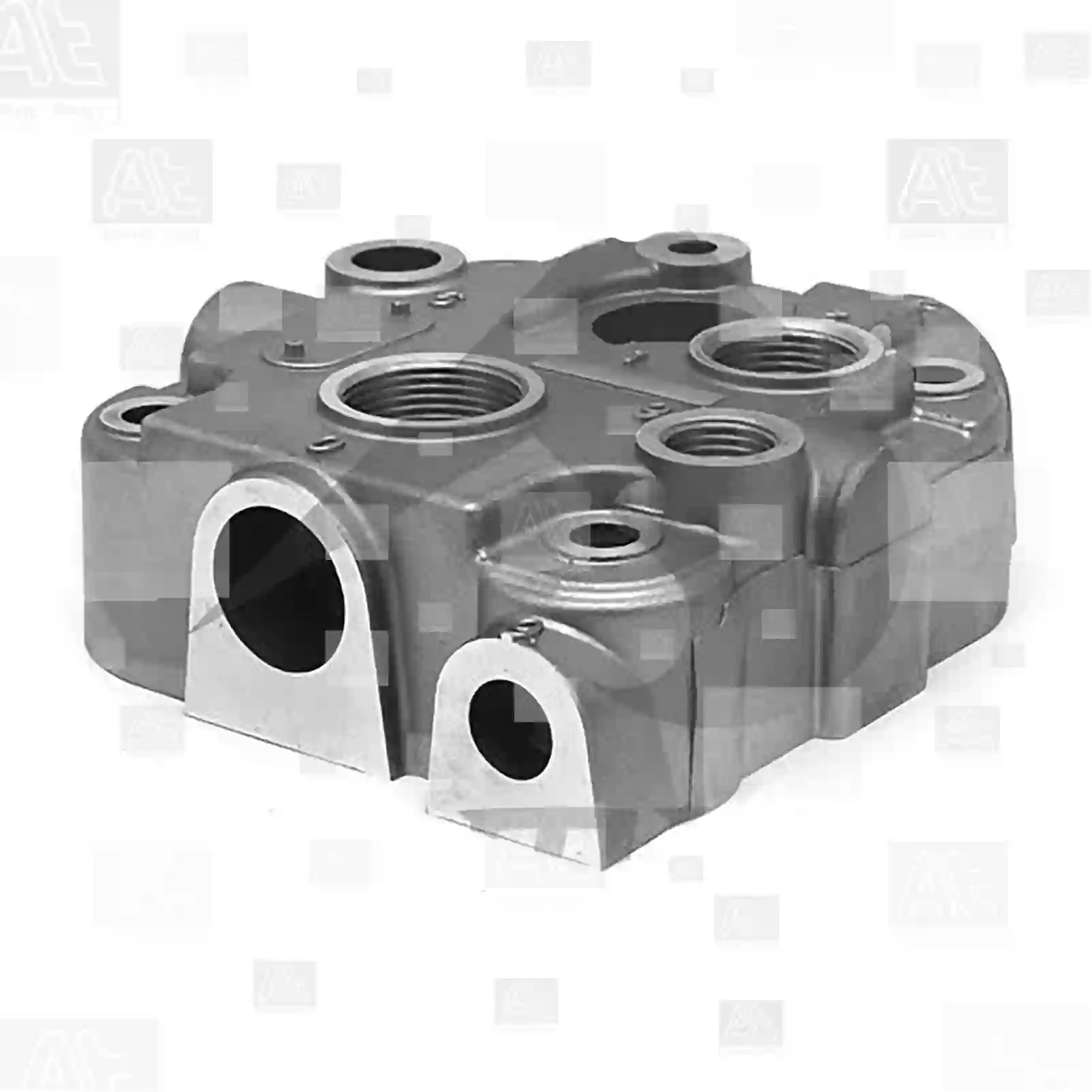 Compressor Cylinder head, compressor, at no: 77717223 ,  oem no:42471252 At Spare Part | Engine, Accelerator Pedal, Camshaft, Connecting Rod, Crankcase, Crankshaft, Cylinder Head, Engine Suspension Mountings, Exhaust Manifold, Exhaust Gas Recirculation, Filter Kits, Flywheel Housing, General Overhaul Kits, Engine, Intake Manifold, Oil Cleaner, Oil Cooler, Oil Filter, Oil Pump, Oil Sump, Piston & Liner, Sensor & Switch, Timing Case, Turbocharger, Cooling System, Belt Tensioner, Coolant Filter, Coolant Pipe, Corrosion Prevention Agent, Drive, Expansion Tank, Fan, Intercooler, Monitors & Gauges, Radiator, Thermostat, V-Belt / Timing belt, Water Pump, Fuel System, Electronical Injector Unit, Feed Pump, Fuel Filter, cpl., Fuel Gauge Sender,  Fuel Line, Fuel Pump, Fuel Tank, Injection Line Kit, Injection Pump, Exhaust System, Clutch & Pedal, Gearbox, Propeller Shaft, Axles, Brake System, Hubs & Wheels, Suspension, Leaf Spring, Universal Parts / Accessories, Steering, Electrical System, Cabin