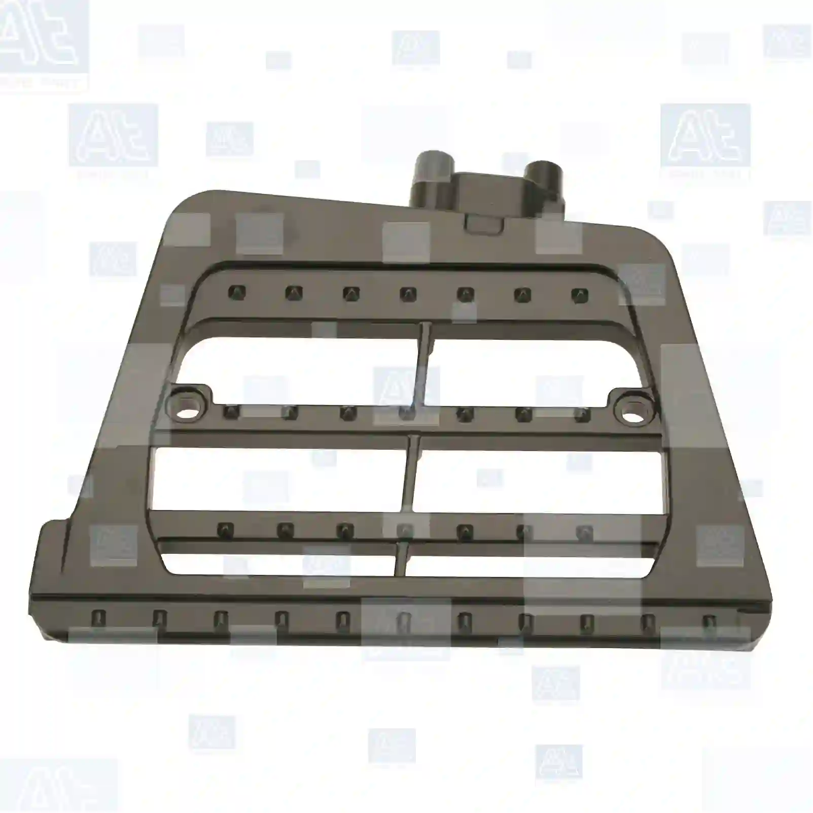 Boarding Step Step, right, at no: 77719737 ,  oem no:1368837, 1638481, ZG61164-0008 At Spare Part | Engine, Accelerator Pedal, Camshaft, Connecting Rod, Crankcase, Crankshaft, Cylinder Head, Engine Suspension Mountings, Exhaust Manifold, Exhaust Gas Recirculation, Filter Kits, Flywheel Housing, General Overhaul Kits, Engine, Intake Manifold, Oil Cleaner, Oil Cooler, Oil Filter, Oil Pump, Oil Sump, Piston & Liner, Sensor & Switch, Timing Case, Turbocharger, Cooling System, Belt Tensioner, Coolant Filter, Coolant Pipe, Corrosion Prevention Agent, Drive, Expansion Tank, Fan, Intercooler, Monitors & Gauges, Radiator, Thermostat, V-Belt / Timing belt, Water Pump, Fuel System, Electronical Injector Unit, Feed Pump, Fuel Filter, cpl., Fuel Gauge Sender,  Fuel Line, Fuel Pump, Fuel Tank, Injection Line Kit, Injection Pump, Exhaust System, Clutch & Pedal, Gearbox, Propeller Shaft, Axles, Brake System, Hubs & Wheels, Suspension, Leaf Spring, Universal Parts / Accessories, Steering, Electrical System, Cabin