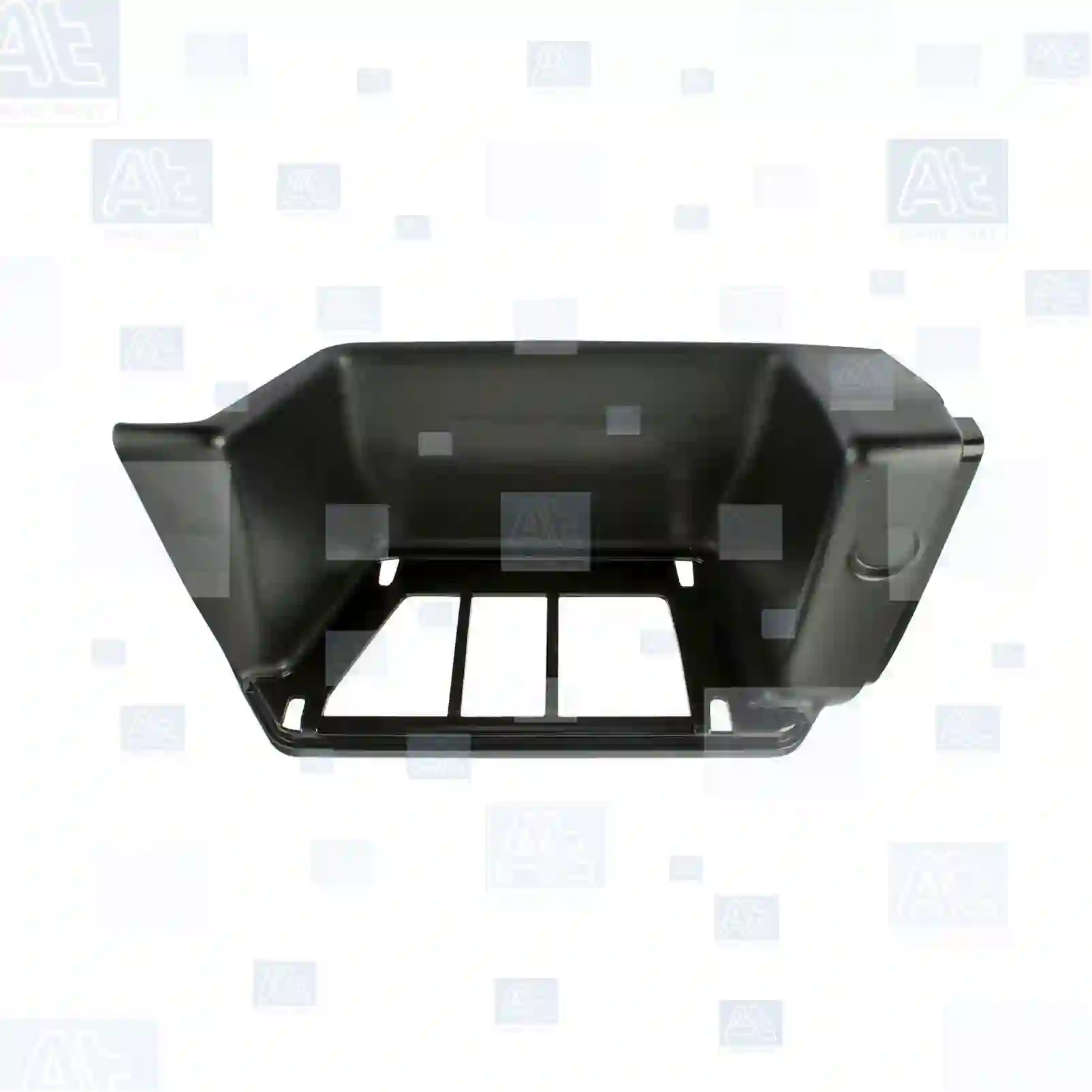 Boarding Step Step well case, right, at no: 77721030 ,  oem no:1062134, 8191594, ZG61211-0008 At Spare Part | Engine, Accelerator Pedal, Camshaft, Connecting Rod, Crankcase, Crankshaft, Cylinder Head, Engine Suspension Mountings, Exhaust Manifold, Exhaust Gas Recirculation, Filter Kits, Flywheel Housing, General Overhaul Kits, Engine, Intake Manifold, Oil Cleaner, Oil Cooler, Oil Filter, Oil Pump, Oil Sump, Piston & Liner, Sensor & Switch, Timing Case, Turbocharger, Cooling System, Belt Tensioner, Coolant Filter, Coolant Pipe, Corrosion Prevention Agent, Drive, Expansion Tank, Fan, Intercooler, Monitors & Gauges, Radiator, Thermostat, V-Belt / Timing belt, Water Pump, Fuel System, Electronical Injector Unit, Feed Pump, Fuel Filter, cpl., Fuel Gauge Sender,  Fuel Line, Fuel Pump, Fuel Tank, Injection Line Kit, Injection Pump, Exhaust System, Clutch & Pedal, Gearbox, Propeller Shaft, Axles, Brake System, Hubs & Wheels, Suspension, Leaf Spring, Universal Parts / Accessories, Steering, Electrical System, Cabin