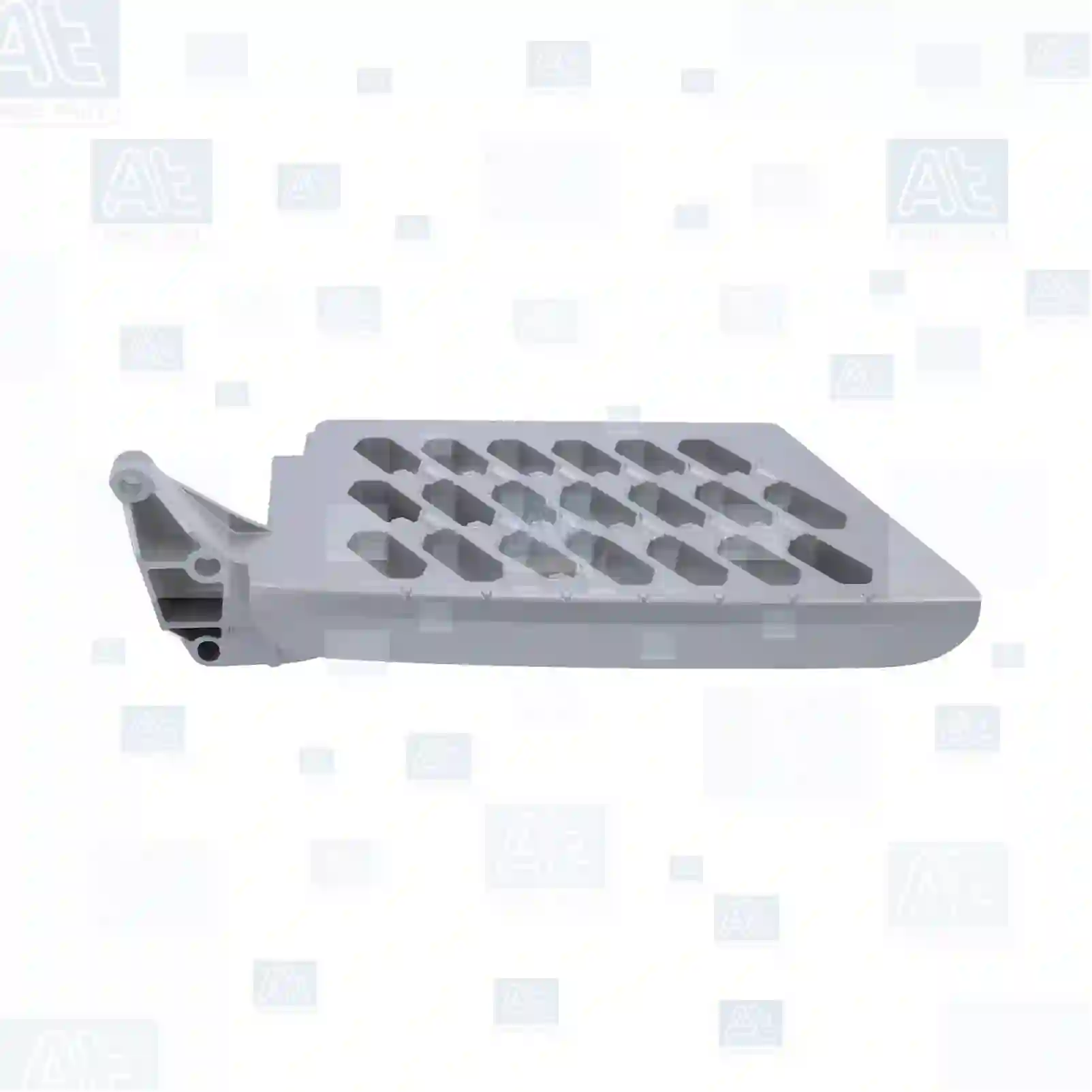 Boarding Step Step plate, at no: 77721143 ,  oem no:82171603 At Spare Part | Engine, Accelerator Pedal, Camshaft, Connecting Rod, Crankcase, Crankshaft, Cylinder Head, Engine Suspension Mountings, Exhaust Manifold, Exhaust Gas Recirculation, Filter Kits, Flywheel Housing, General Overhaul Kits, Engine, Intake Manifold, Oil Cleaner, Oil Cooler, Oil Filter, Oil Pump, Oil Sump, Piston & Liner, Sensor & Switch, Timing Case, Turbocharger, Cooling System, Belt Tensioner, Coolant Filter, Coolant Pipe, Corrosion Prevention Agent, Drive, Expansion Tank, Fan, Intercooler, Monitors & Gauges, Radiator, Thermostat, V-Belt / Timing belt, Water Pump, Fuel System, Electronical Injector Unit, Feed Pump, Fuel Filter, cpl., Fuel Gauge Sender,  Fuel Line, Fuel Pump, Fuel Tank, Injection Line Kit, Injection Pump, Exhaust System, Clutch & Pedal, Gearbox, Propeller Shaft, Axles, Brake System, Hubs & Wheels, Suspension, Leaf Spring, Universal Parts / Accessories, Steering, Electrical System, Cabin
