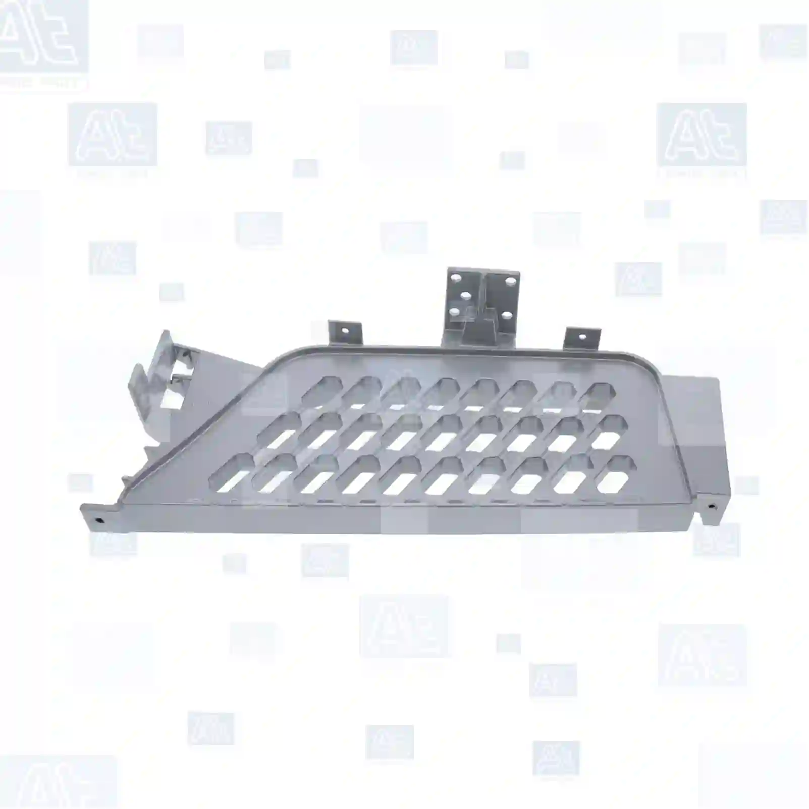 Boarding Step Step plate, right, at no: 77721150 ,  oem no:82151654 At Spare Part | Engine, Accelerator Pedal, Camshaft, Connecting Rod, Crankcase, Crankshaft, Cylinder Head, Engine Suspension Mountings, Exhaust Manifold, Exhaust Gas Recirculation, Filter Kits, Flywheel Housing, General Overhaul Kits, Engine, Intake Manifold, Oil Cleaner, Oil Cooler, Oil Filter, Oil Pump, Oil Sump, Piston & Liner, Sensor & Switch, Timing Case, Turbocharger, Cooling System, Belt Tensioner, Coolant Filter, Coolant Pipe, Corrosion Prevention Agent, Drive, Expansion Tank, Fan, Intercooler, Monitors & Gauges, Radiator, Thermostat, V-Belt / Timing belt, Water Pump, Fuel System, Electronical Injector Unit, Feed Pump, Fuel Filter, cpl., Fuel Gauge Sender,  Fuel Line, Fuel Pump, Fuel Tank, Injection Line Kit, Injection Pump, Exhaust System, Clutch & Pedal, Gearbox, Propeller Shaft, Axles, Brake System, Hubs & Wheels, Suspension, Leaf Spring, Universal Parts / Accessories, Steering, Electrical System, Cabin