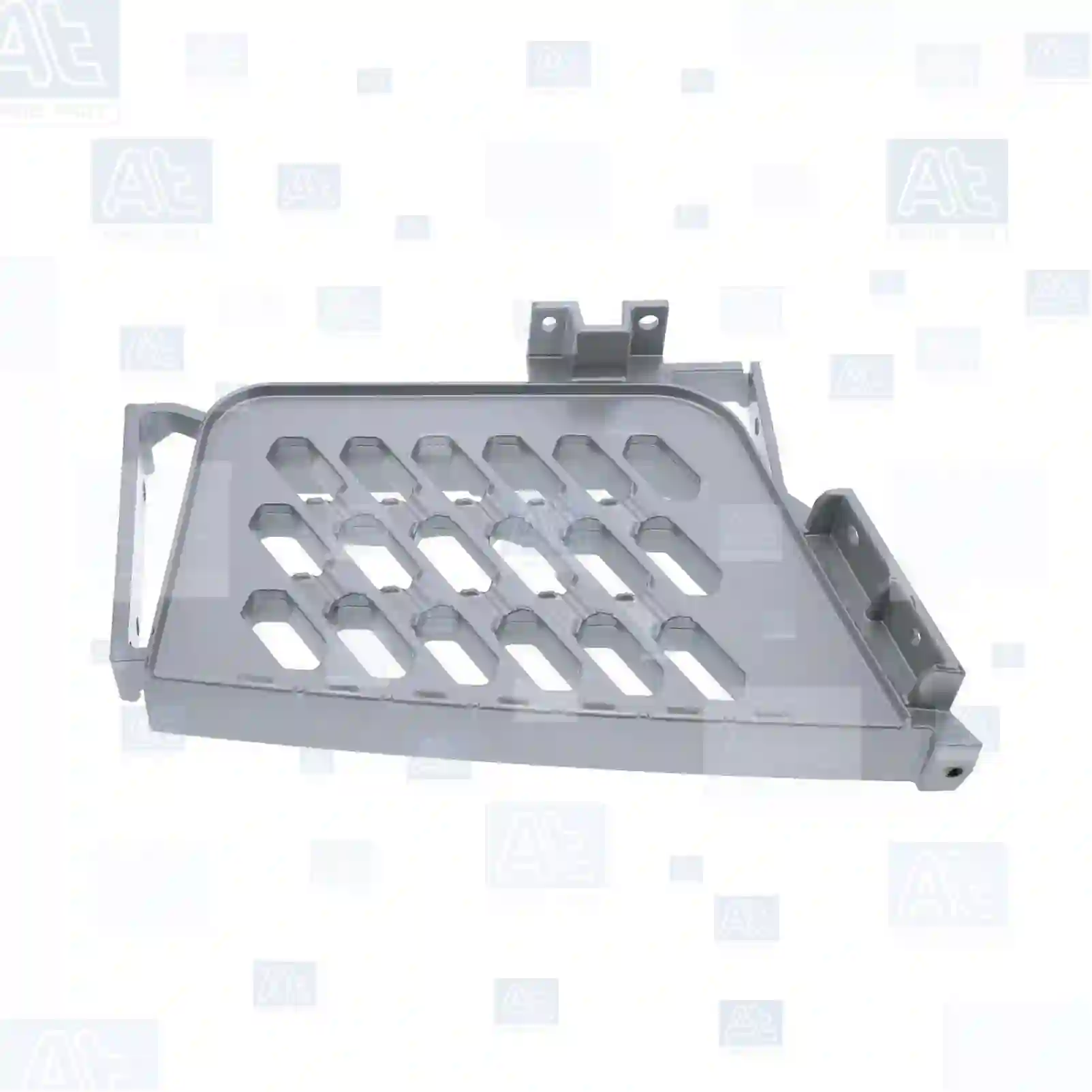 Boarding Step Step plate, left, at no: 77721151 ,  oem no:82142329 At Spare Part | Engine, Accelerator Pedal, Camshaft, Connecting Rod, Crankcase, Crankshaft, Cylinder Head, Engine Suspension Mountings, Exhaust Manifold, Exhaust Gas Recirculation, Filter Kits, Flywheel Housing, General Overhaul Kits, Engine, Intake Manifold, Oil Cleaner, Oil Cooler, Oil Filter, Oil Pump, Oil Sump, Piston & Liner, Sensor & Switch, Timing Case, Turbocharger, Cooling System, Belt Tensioner, Coolant Filter, Coolant Pipe, Corrosion Prevention Agent, Drive, Expansion Tank, Fan, Intercooler, Monitors & Gauges, Radiator, Thermostat, V-Belt / Timing belt, Water Pump, Fuel System, Electronical Injector Unit, Feed Pump, Fuel Filter, cpl., Fuel Gauge Sender,  Fuel Line, Fuel Pump, Fuel Tank, Injection Line Kit, Injection Pump, Exhaust System, Clutch & Pedal, Gearbox, Propeller Shaft, Axles, Brake System, Hubs & Wheels, Suspension, Leaf Spring, Universal Parts / Accessories, Steering, Electrical System, Cabin
